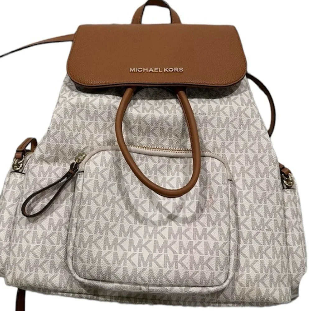 Michael Kors Like New Large Backpack Vanilla